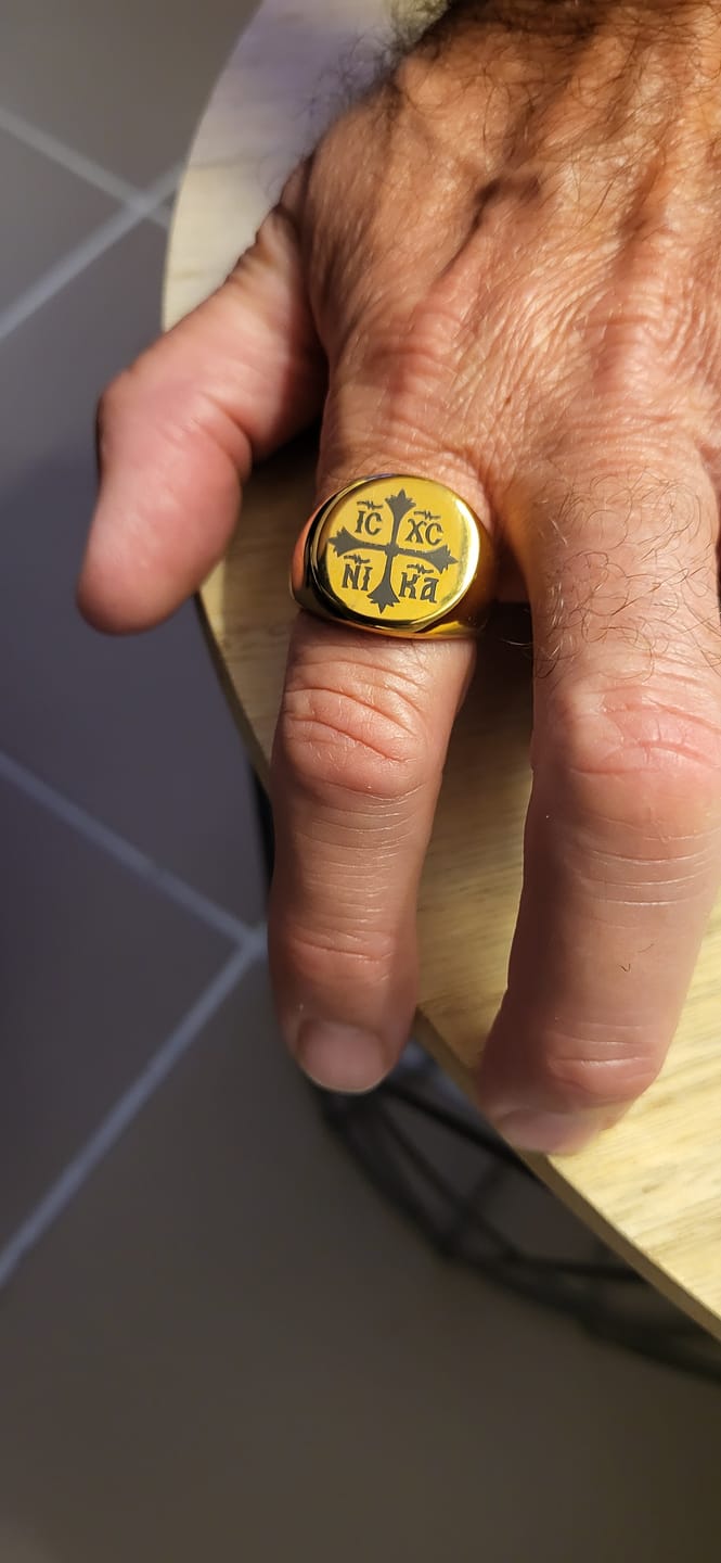Customer photo review of Bague du Sceau des Chevaliers