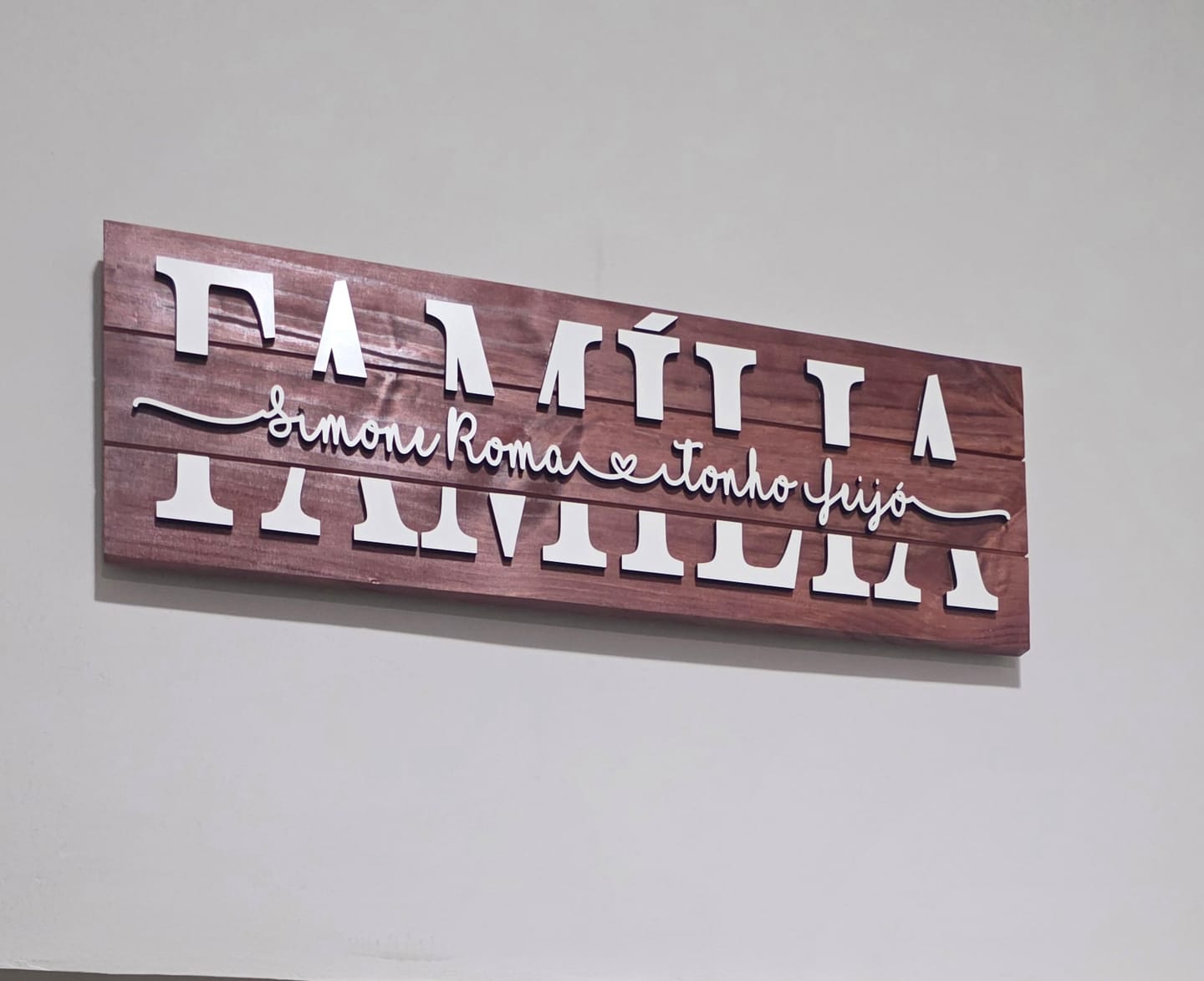 Customer photo review of Placa da Família Personalizada