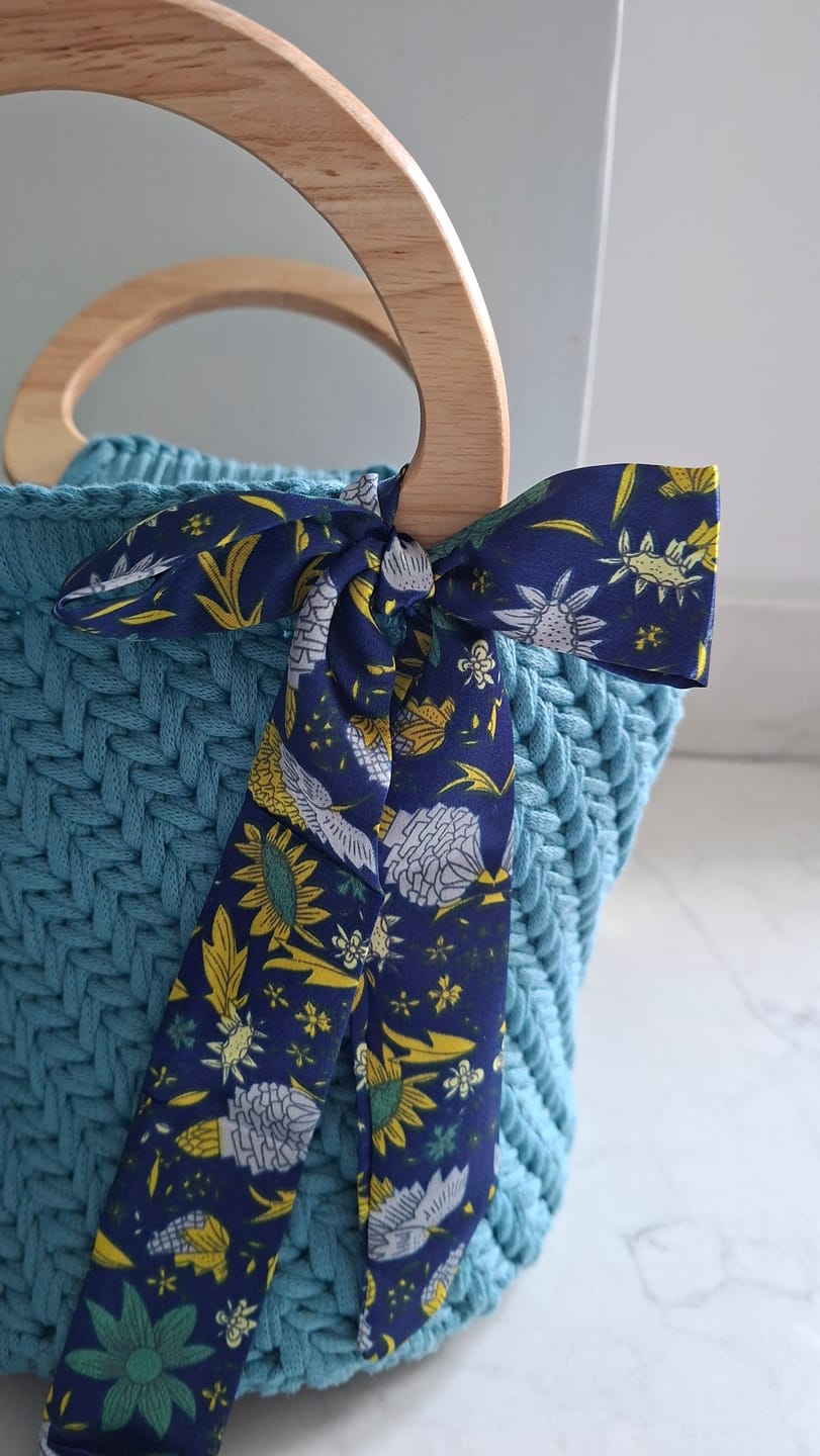 Customer photo review of CrochetPark™  Elegant granny Crochet Bag DIY Kit