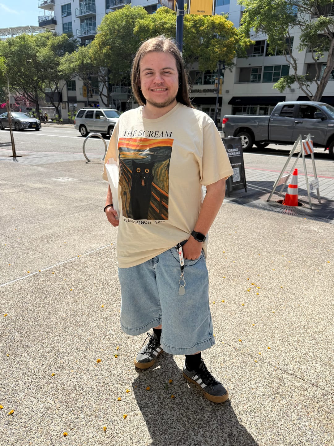 Customer photo review of The Scream Basic Shirt Unisex