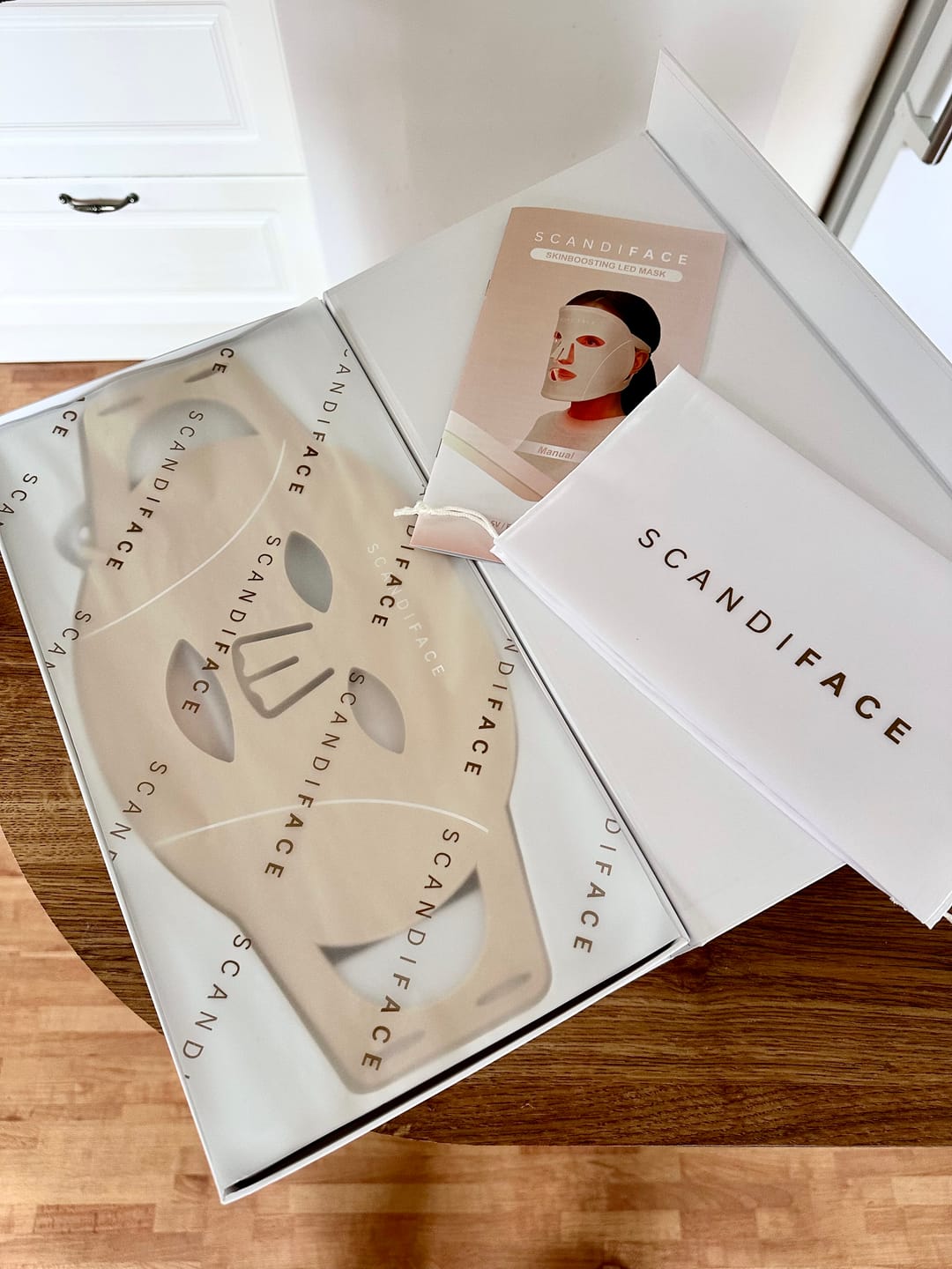 Customer photo review of Skinboosting LED mask