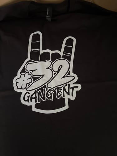 Customer photo review of 32 GANG BUDGET TEE