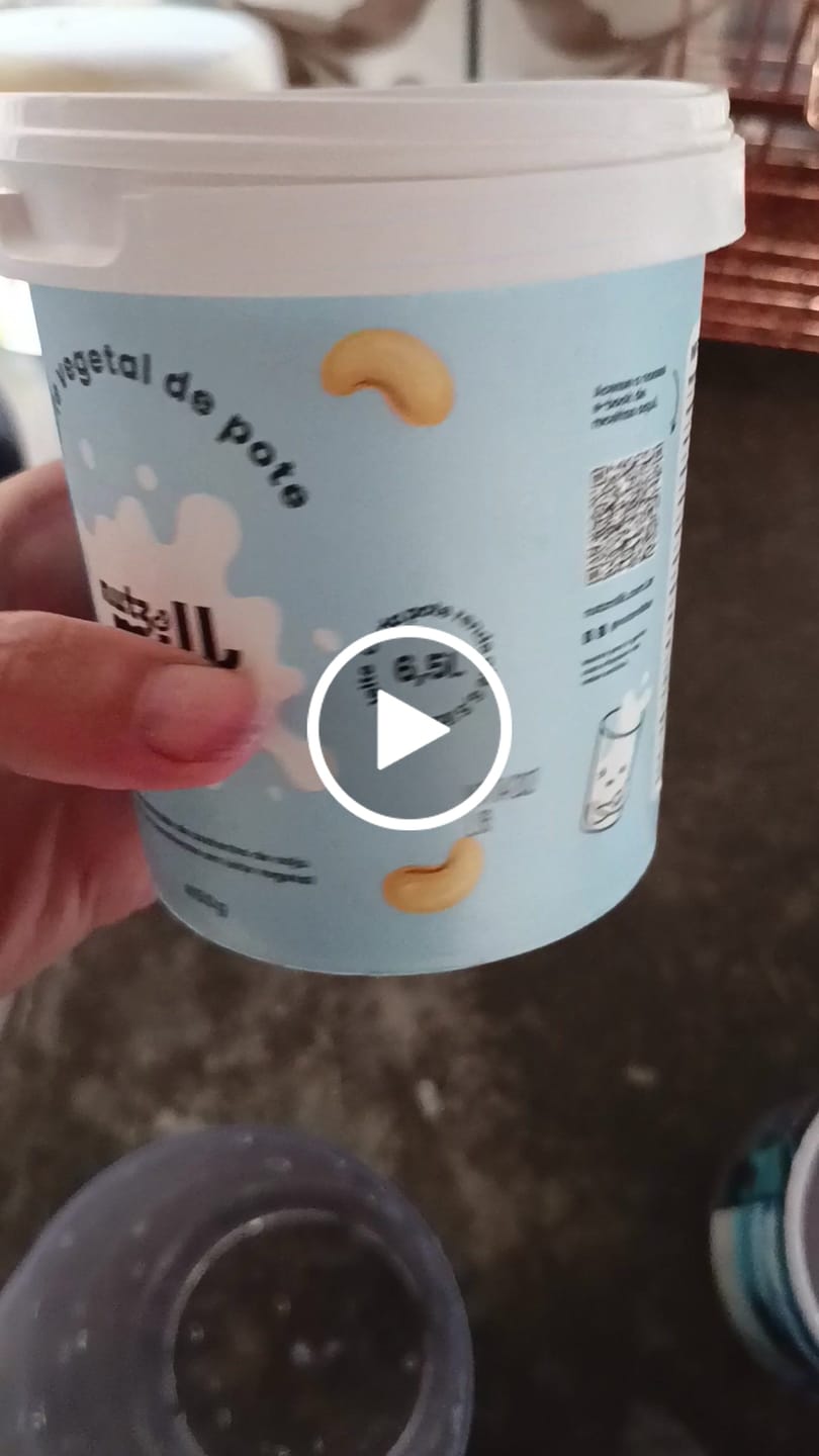Customer video review of Kit 4 Unidades: Leite Vegetal NutzMilk  26L - Concentrado de Castanha de Caju