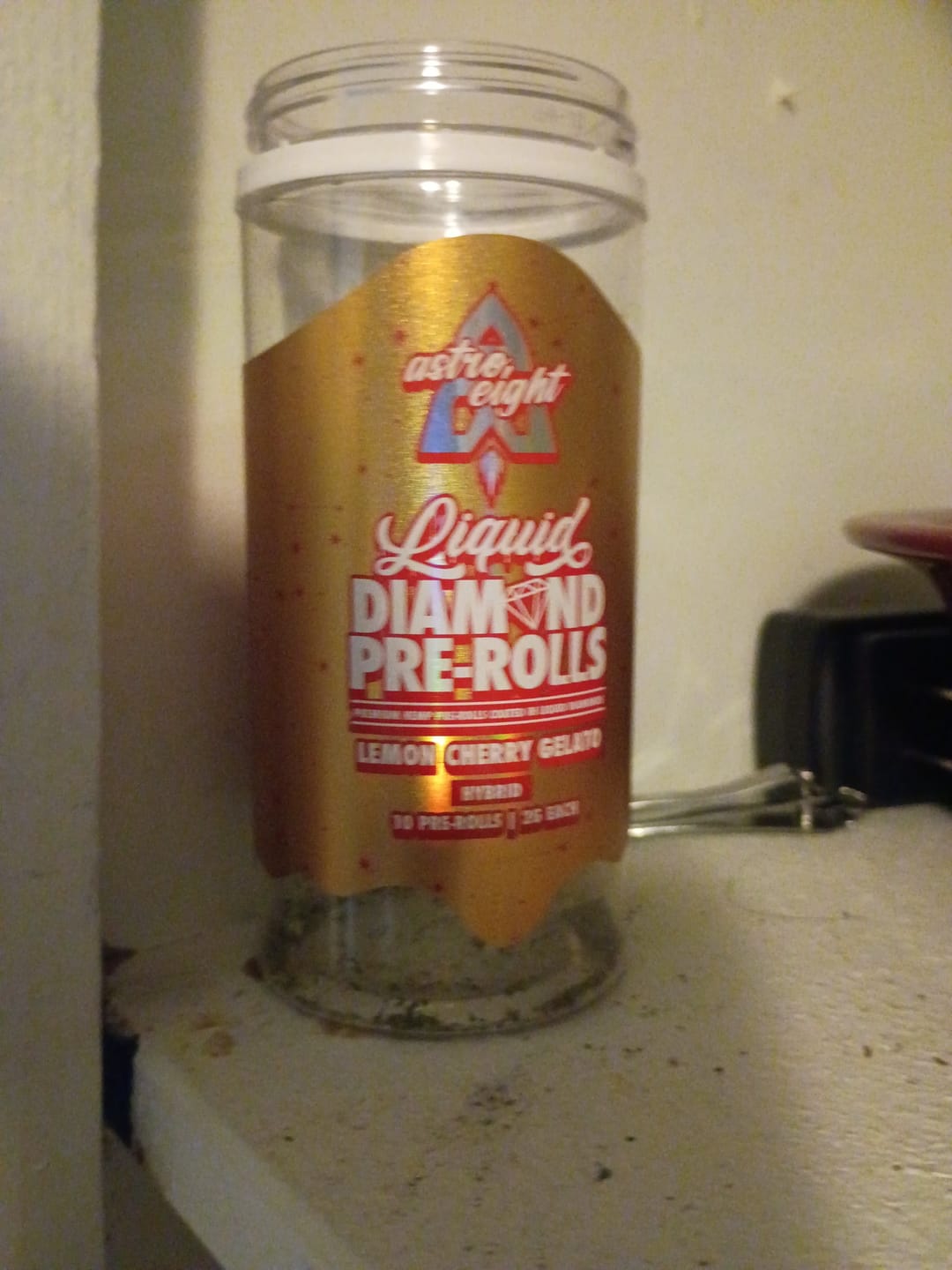Customer photo review of Lemon Cherry Gelato - Liquid Diamond Pre-Rolls