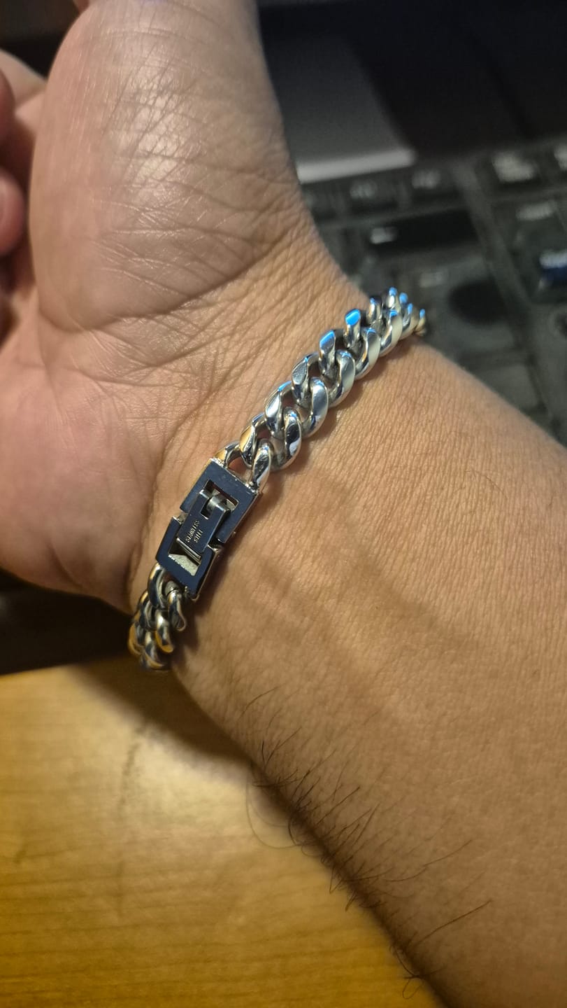 Customer photo review of Pulsera Cuban 8mm