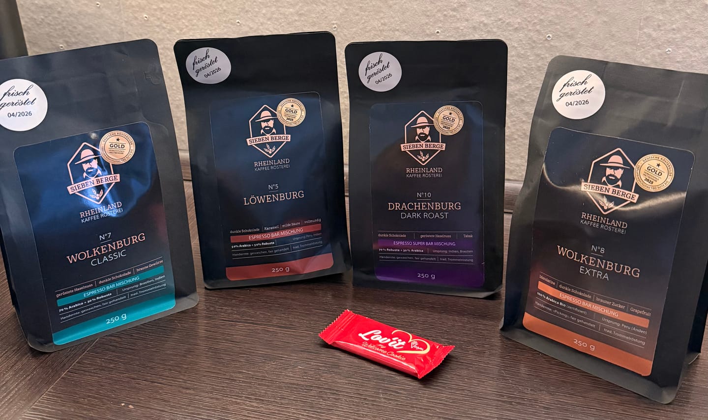 Customer photo review of Entdecke vier einzigartige Röstungen – Espresso Probierpaket 4x 250g