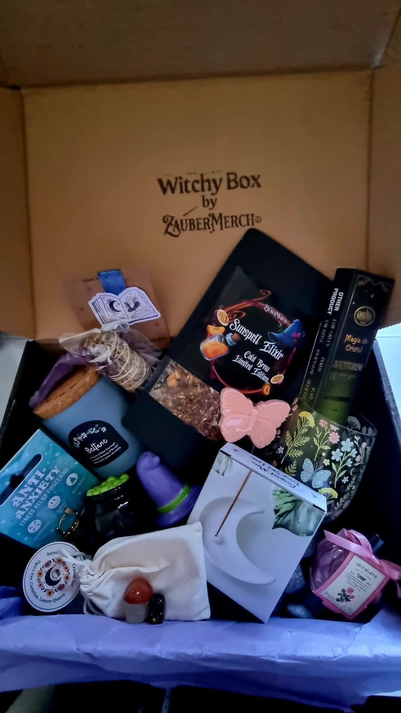 Customer photo review of Witchy Box Juni (Monatlich wechselnd & limtiert)
