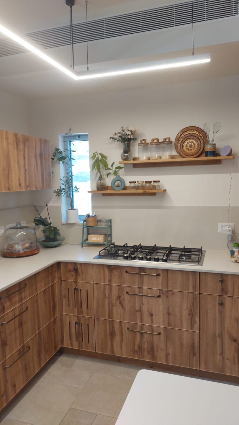 Customer photo review of מדף ALON