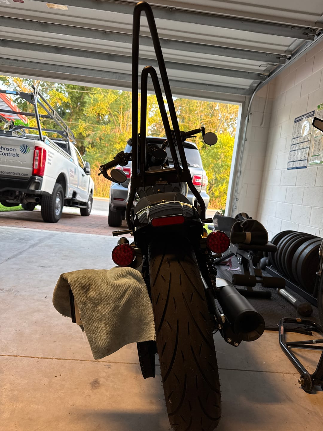 Customer photo review of Iron Born Blade 25" Sissy Bar with Foldable Luggage Rack for 2025+ Indian 101 Scout Matte Black