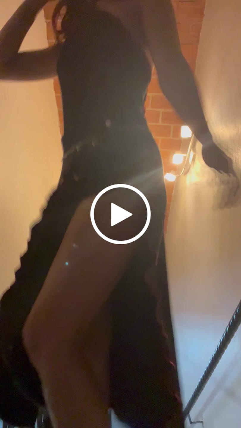 Customer video review of “The Blossom” Set