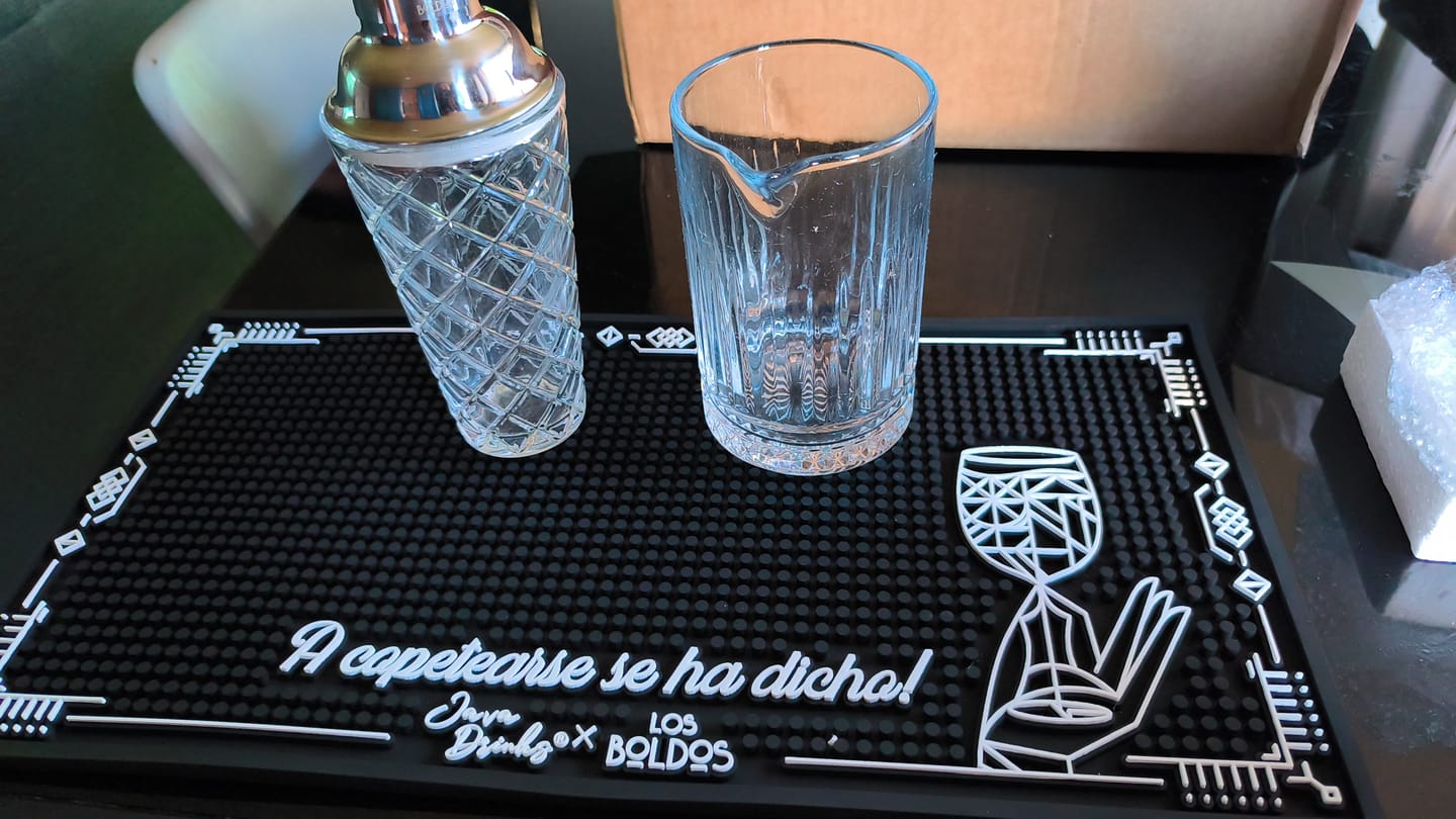 Customer photo review of Coctelera de Vidrio 400 ml - JavaDrinks x Los Boldos - Acero Inoxidable 304 y Sello de Silicona