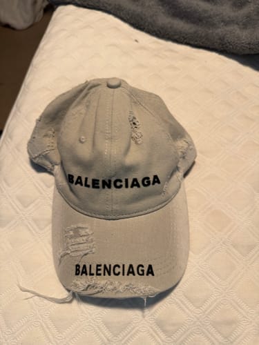 Customer photo review of Baseball Cap in Light Grey