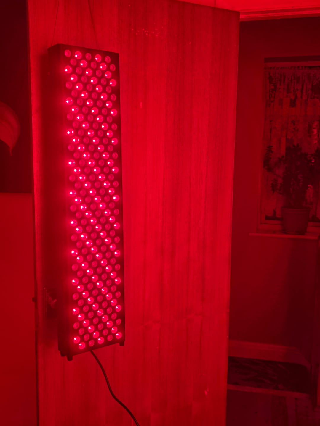 Customer photo review of Koanna® Luma1000™ – Powerful, Mid-Size Red Light Therapy Panel