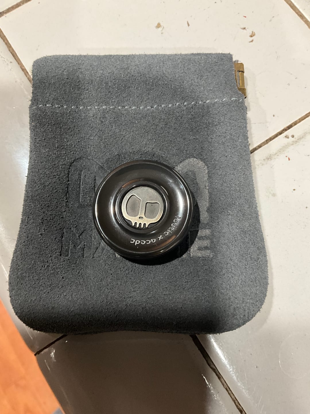 Customer photo review of Lautie x ACEdc DEVIL'S Milk Cap Haptic Coin