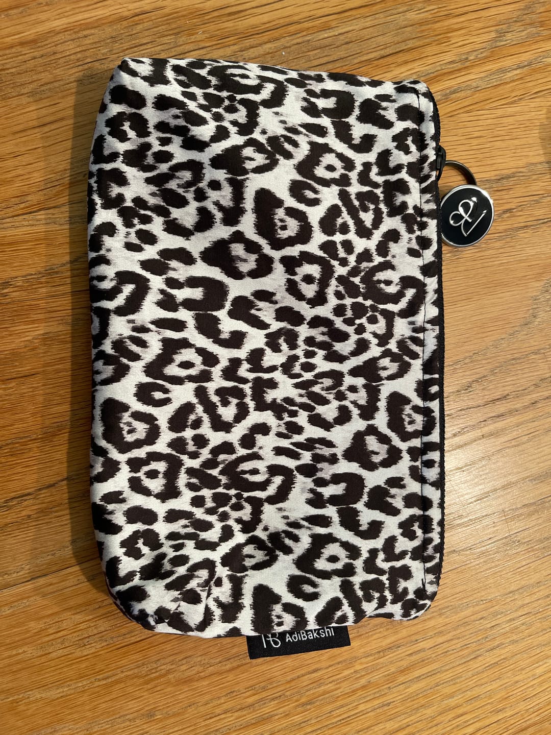 Customer photo review of תיק דרכונים גיל