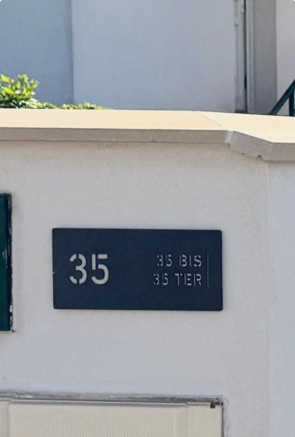 Customer photo review of Numero civico e testo modello Stencil Horizontal