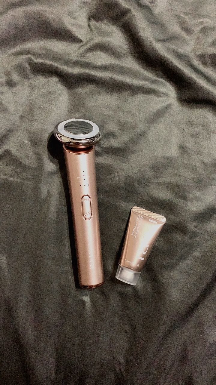 Customer photo review of เซตลิมิเตด | EMS Uplift Device & Mini PDRN Gel 20g. x2