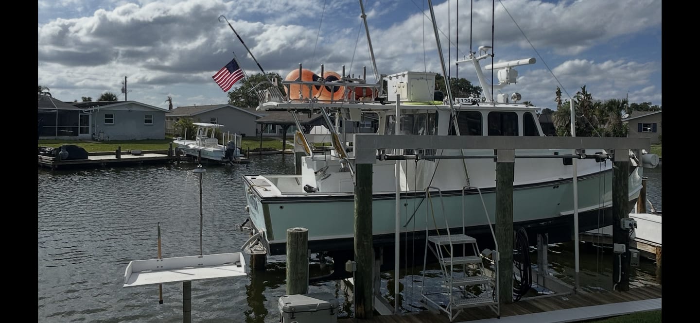 Customer photo review of 16" x 24" Boat Flag Set