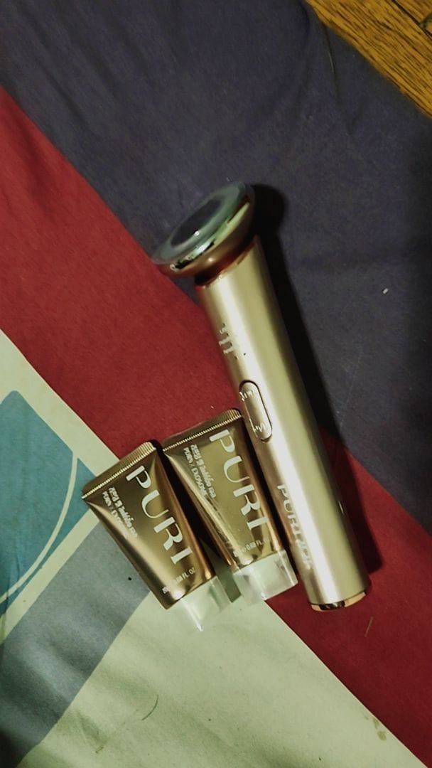 Customer photo review of เซตลิมิเตด | EMS Uplift Device & Mini PDRN Gel 20g. x2