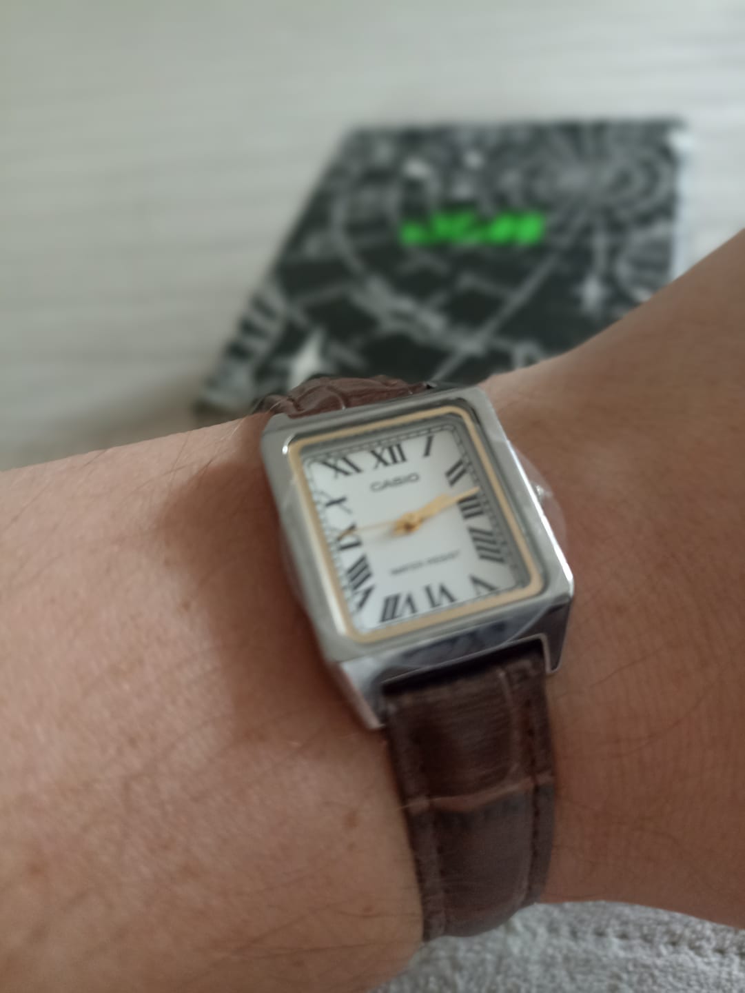 Customer photo review of Reloj Casio Tank Análogo LTP-V007L-7B2UDF Cuero Dial Blanco