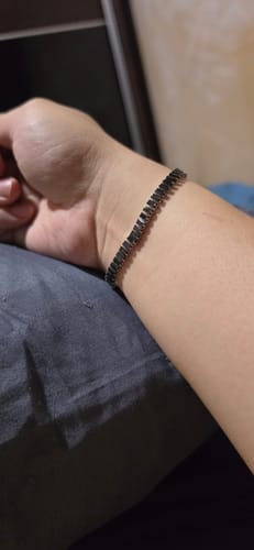 Customer photo review of Noir Baguette Bracelet