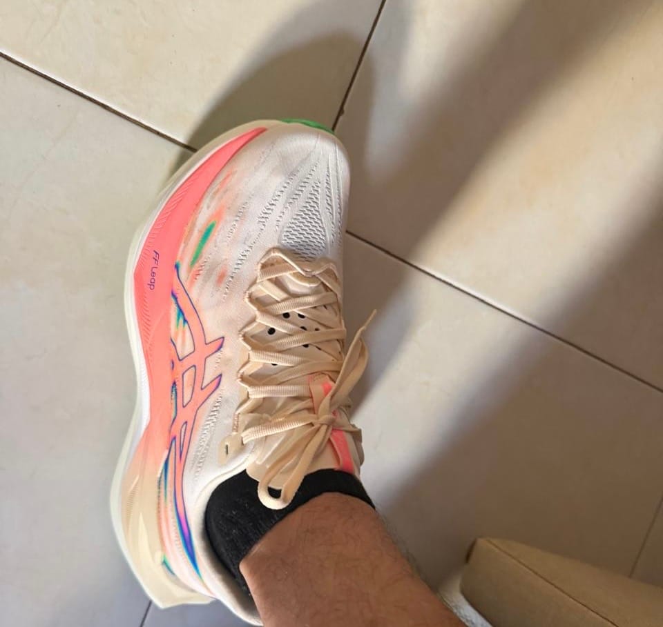 Customer photo review of Asics Superblast 3 Unisex Seashell Sun Coral