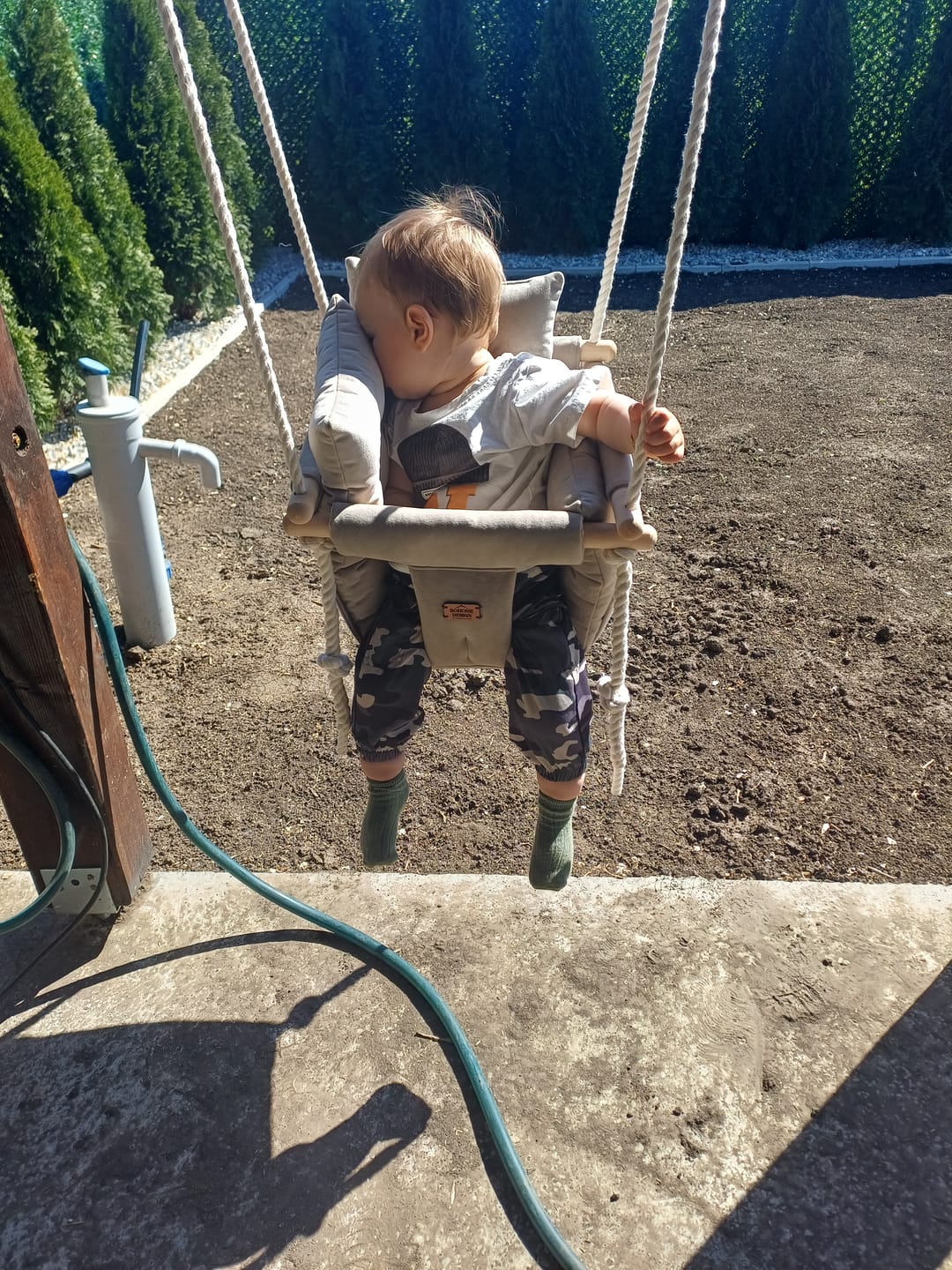 Customer photo review of Luxury Sand Beige Ljuljaška - Ručno rađena ljuljaška za bebe