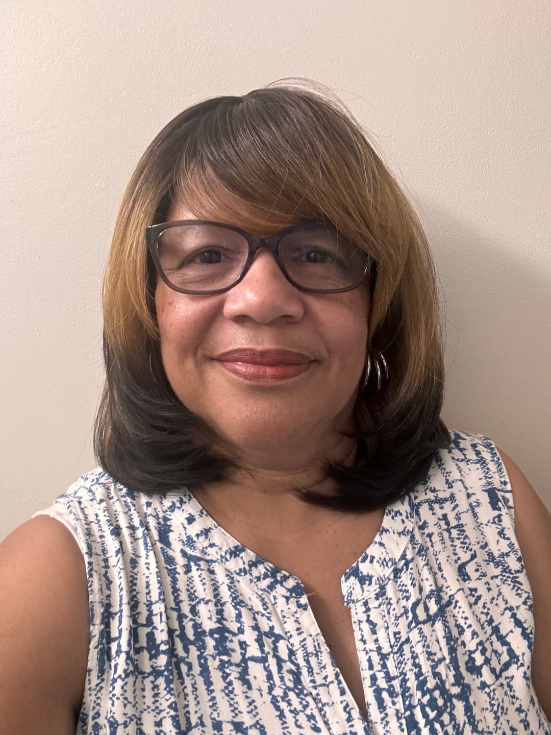 Customer photo review of Bobbi Boss Full Wig - M623 FAGO