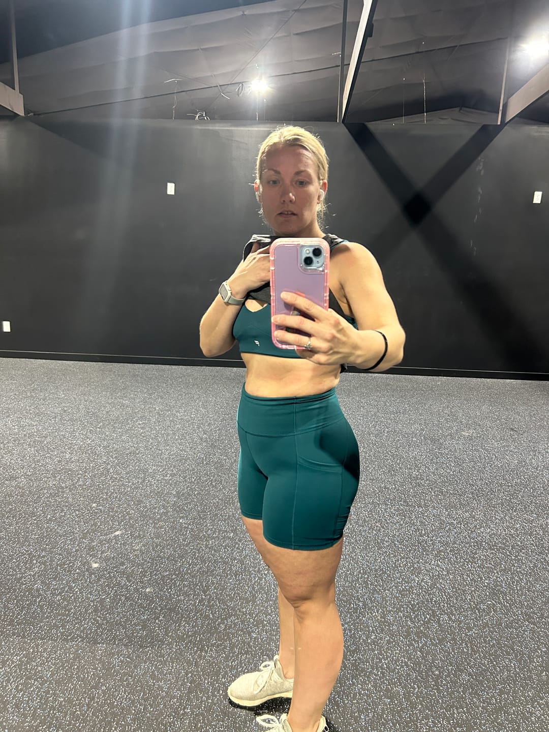 Customer photo review of Spring 8 Week Total Body Transformation Challenge 2026