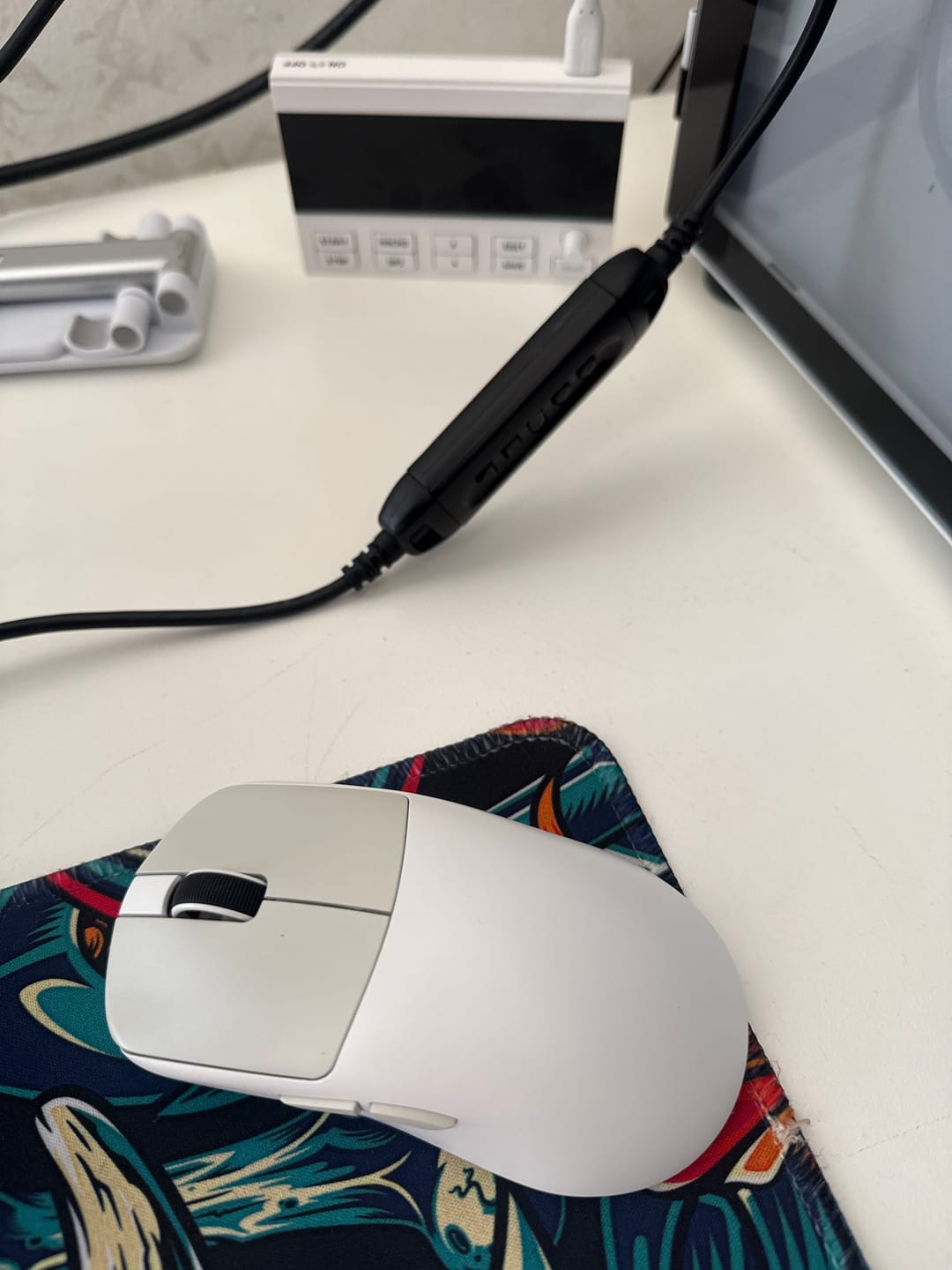 Customer photo review of Wraith W1 Wireless Mouse