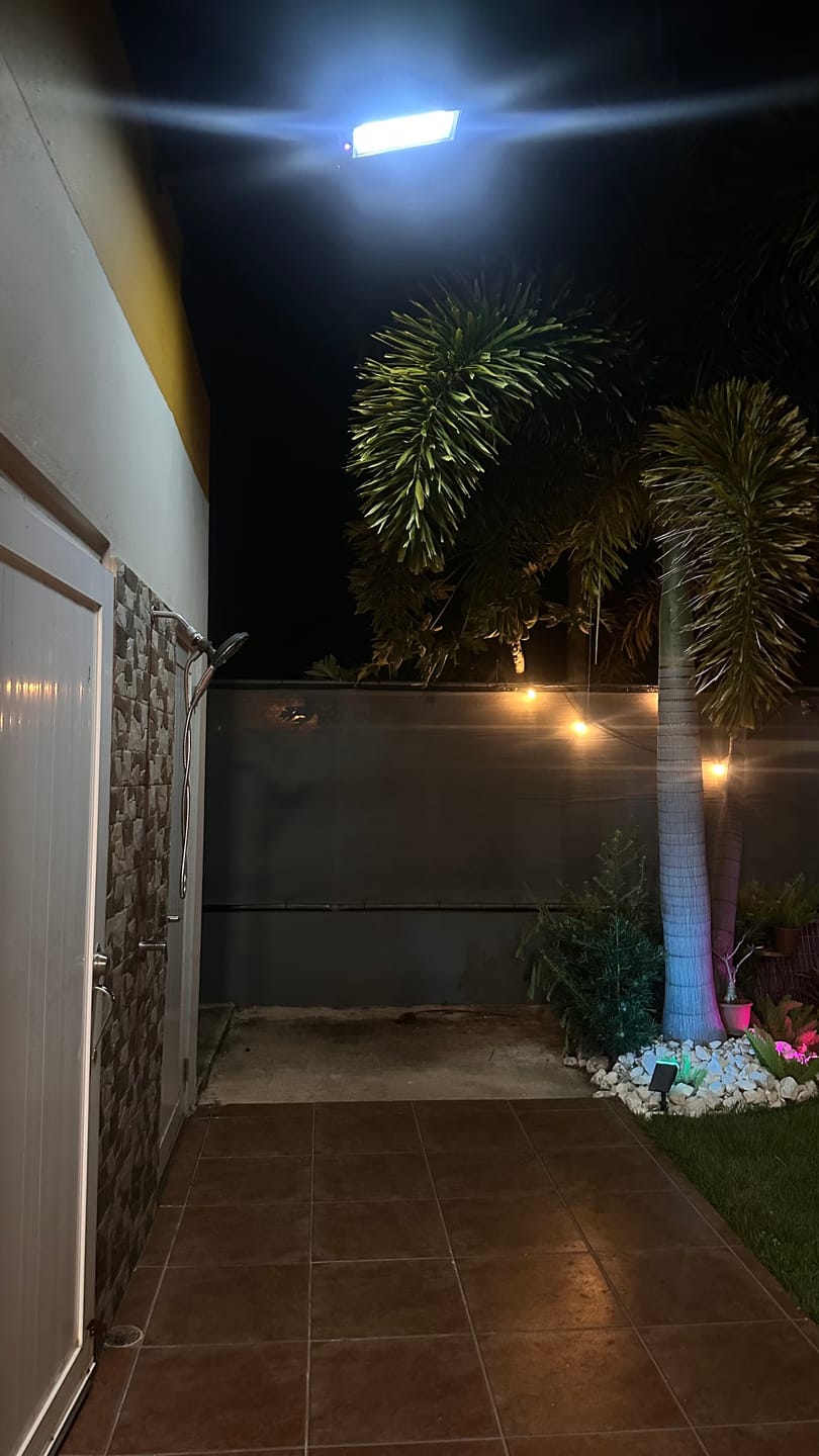 Customer photo review of Foco Solar 600 Watts