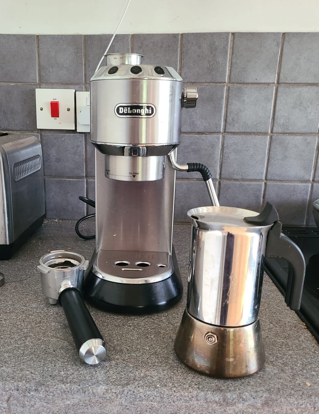 Customer photo review of Decaffeinated Espresso Coffee Blend - Swiss Water Decaf Process - Strength 5 - Decadent Decaf