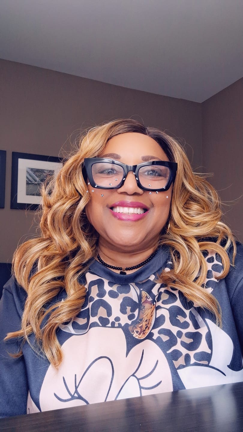 Customer photo review of Outre The Daily Wig Lace Part Wig - KIMBRA