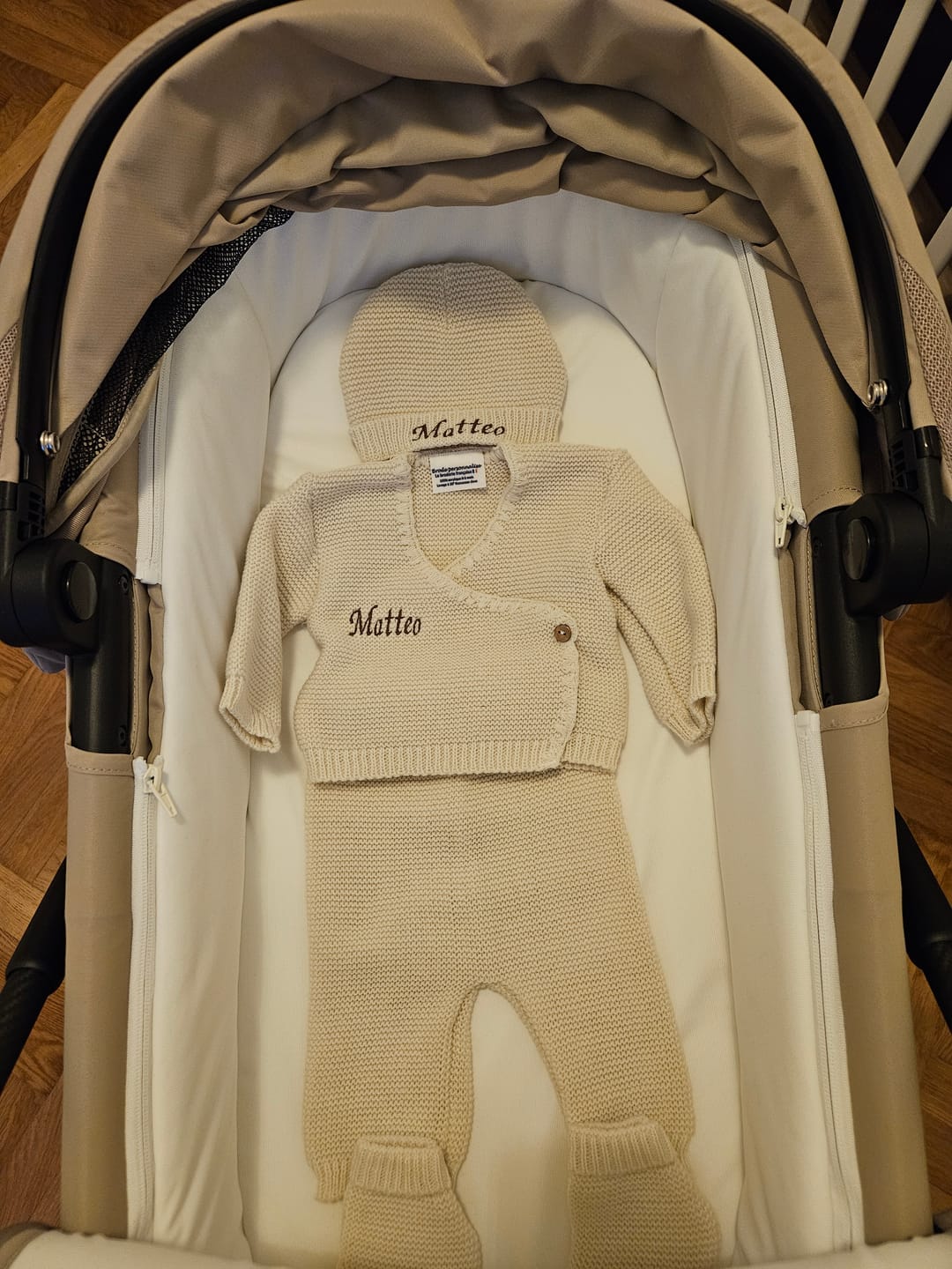 Customer photo review of Ensemble en maille brodé