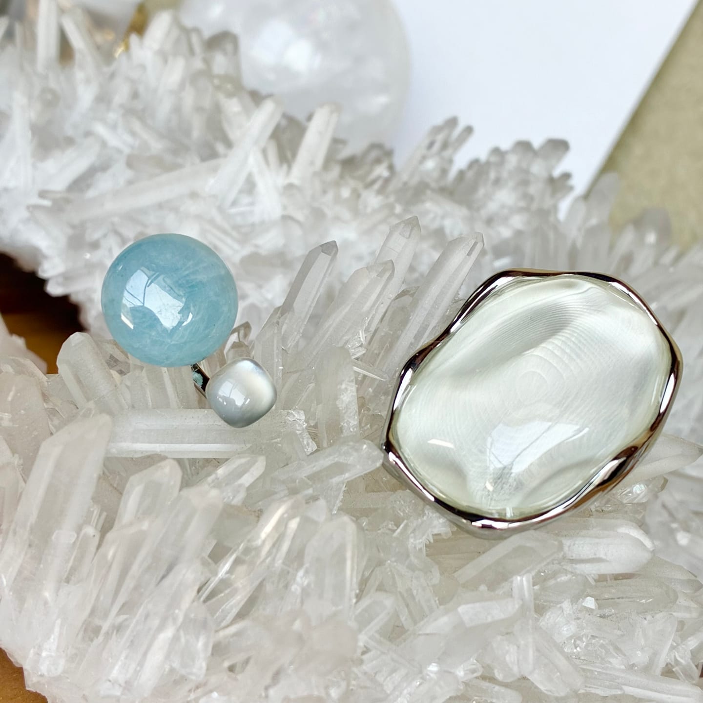 Customer photo review of LoveEcho Natural Stone Crystal Ring