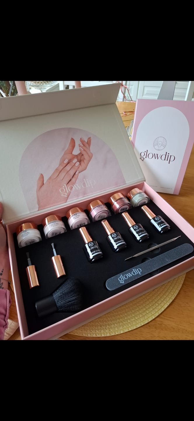 Customer photo review of Glowdip Allt-i-ett Manikyrset