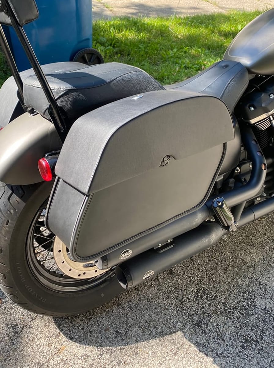 Customer photo review of 28L - Panzer Medium Quick Mount Leather Saddlebags For Harley Softail Street Bob FXBB/S