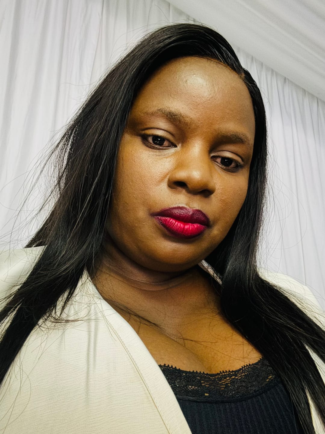 Customer photo review of 16-32" Straight Peruvian Wig- 4x4 Lace Closure| Black