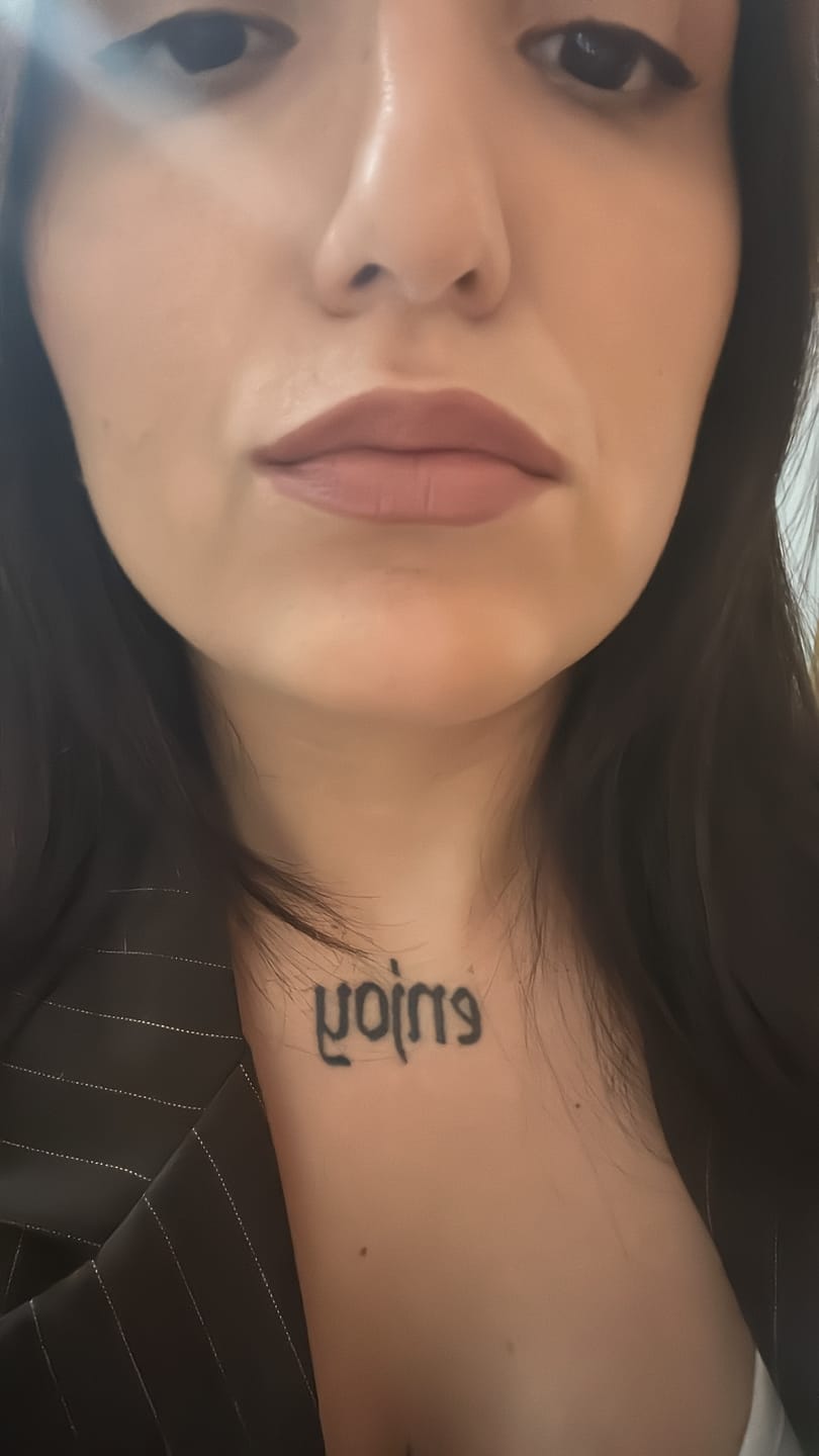 Customer photo review of Lip Over