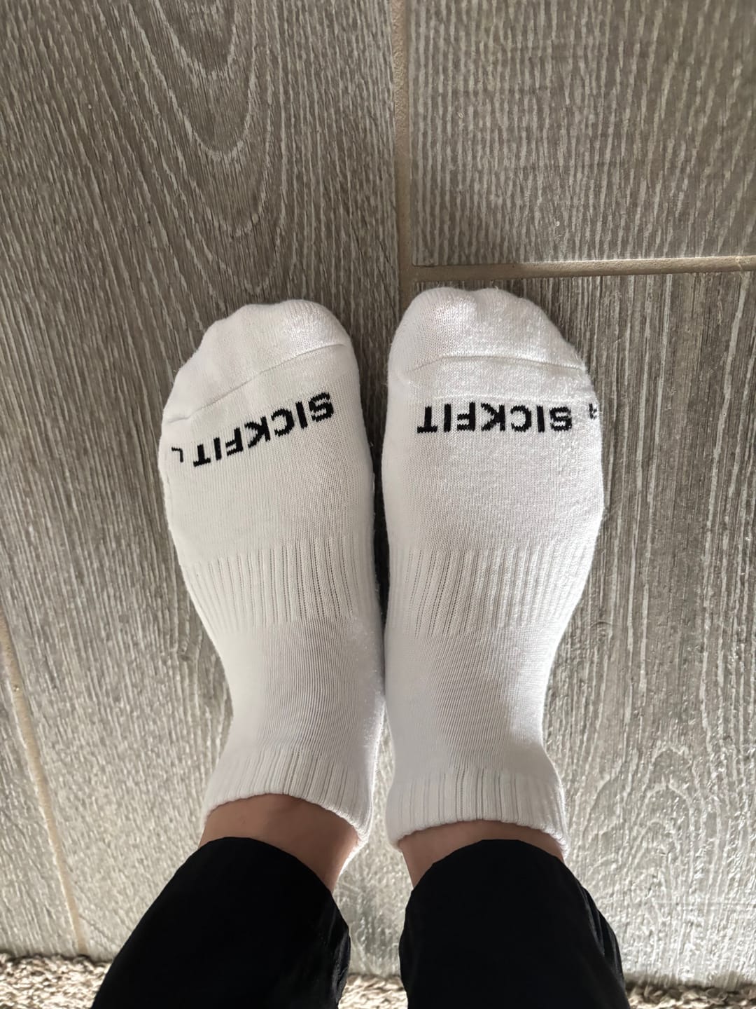 Customer photo review of SickFit Essential Ankle Compression Socks – 6 Pack Ankle Performance Set