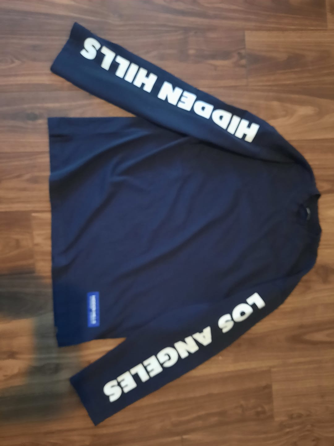 Customer photo review of LONGSLEEVE T-SHIRT NAVY
