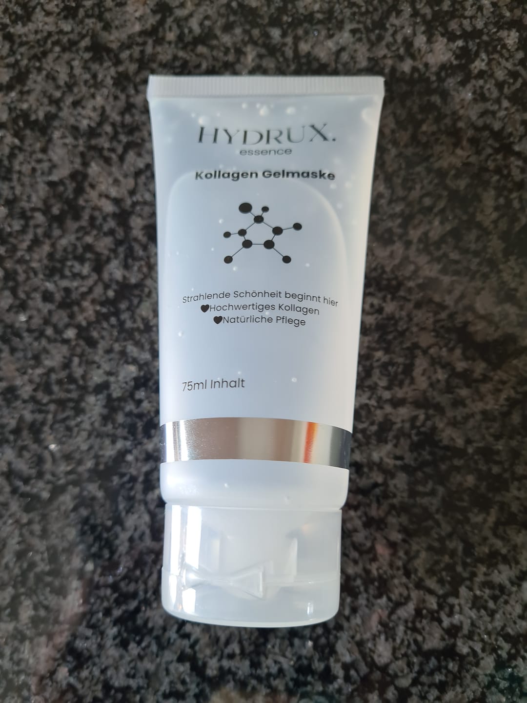 Customer photo review of Essence-Kollagen Gelmaske