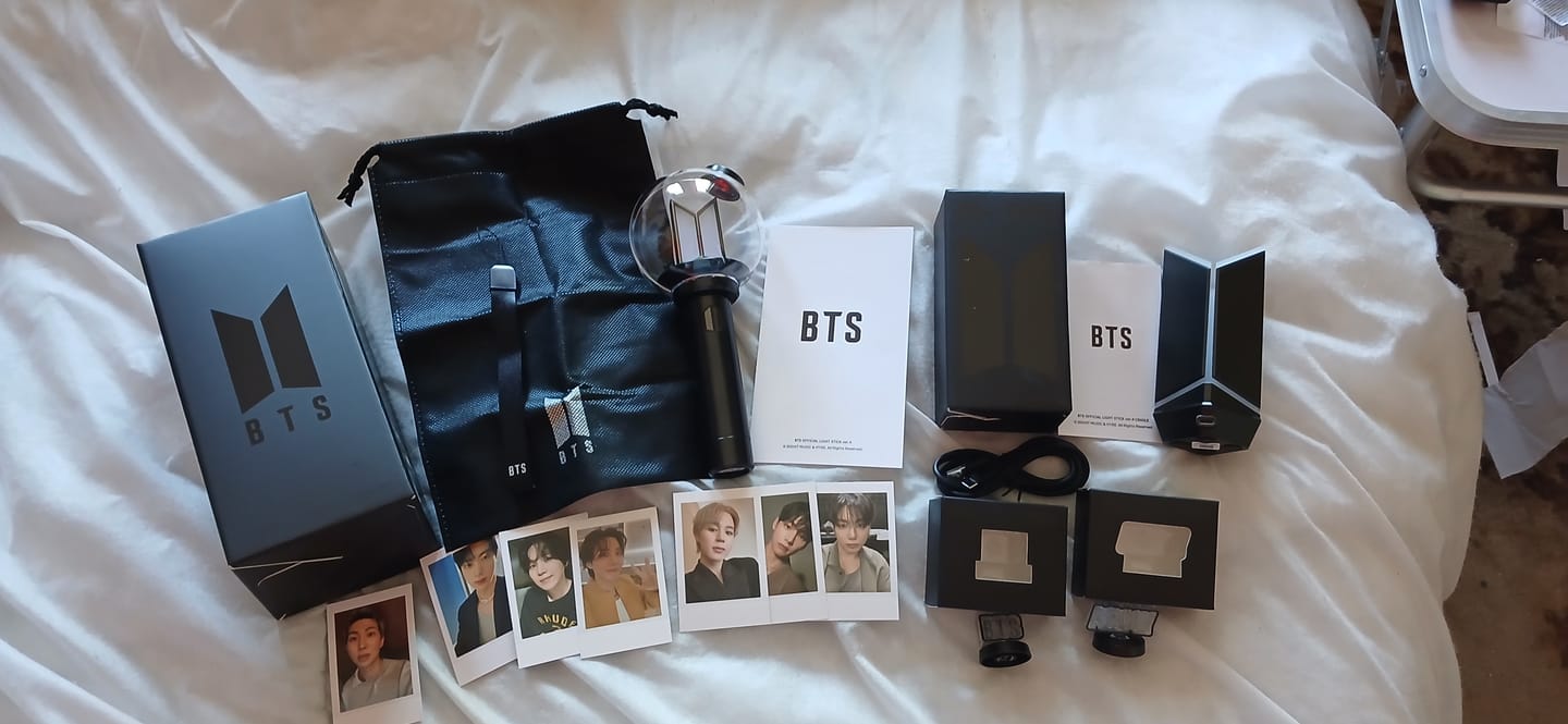 Customer photo review of [2ND PRE-ORDER] BTS - OFFICIAL LIGHT STICK VER.4 PARTS BTS VER