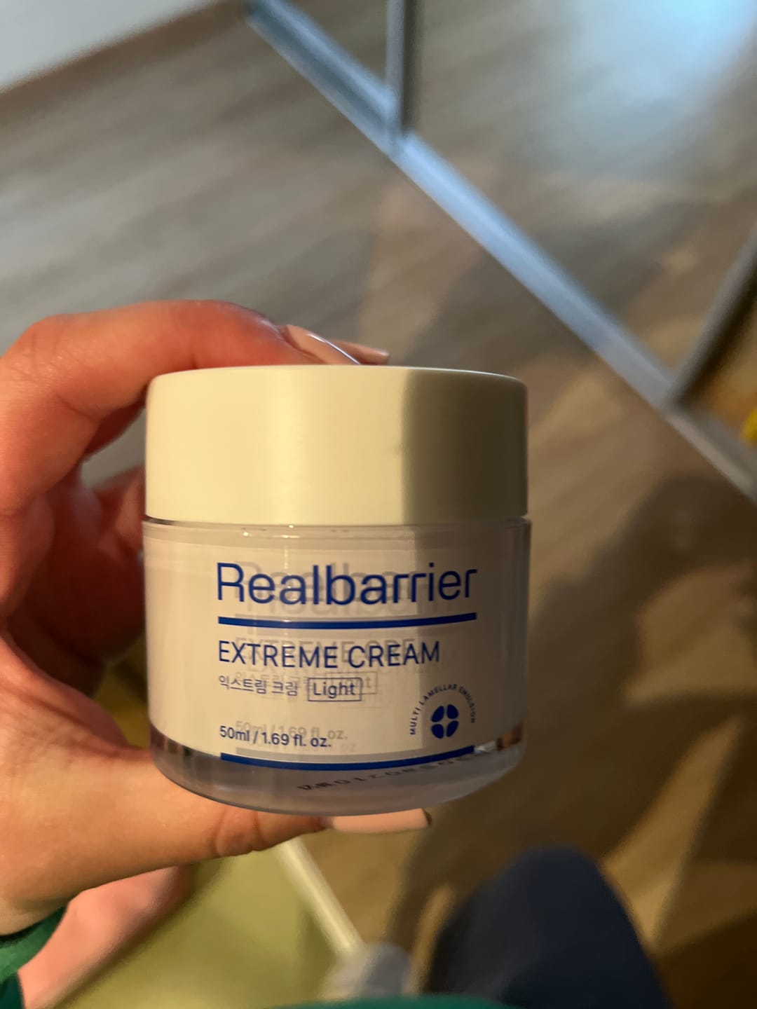 Customer photo review of Gaisīgs mitrinošs krēms Real Barrier Extreme Cream Light