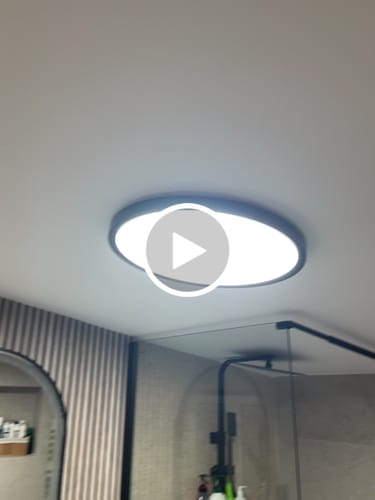 Customer video review of Plafoniera LED Rotunda 40W 40cm IP44 ULTRA-THIN BLACK Echivalent 400W