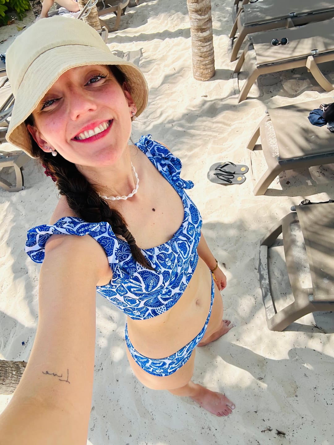 Customer photo review of Corsé Isla del Sol (tirantes anchos, sin copas, con barbas)