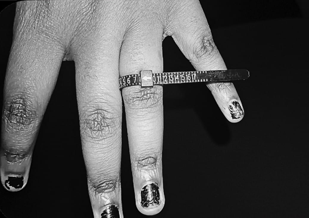 Customer photo review of FREE RING SIZER