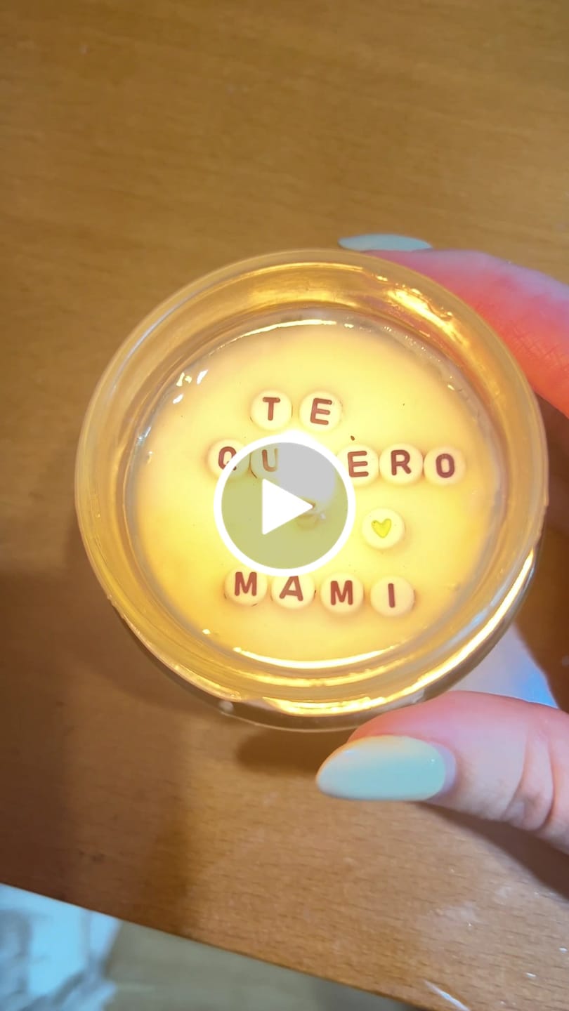 Customer video review of MECHAS PARA VELAS ENCERADAS Y CORTADAS A MEDIDA