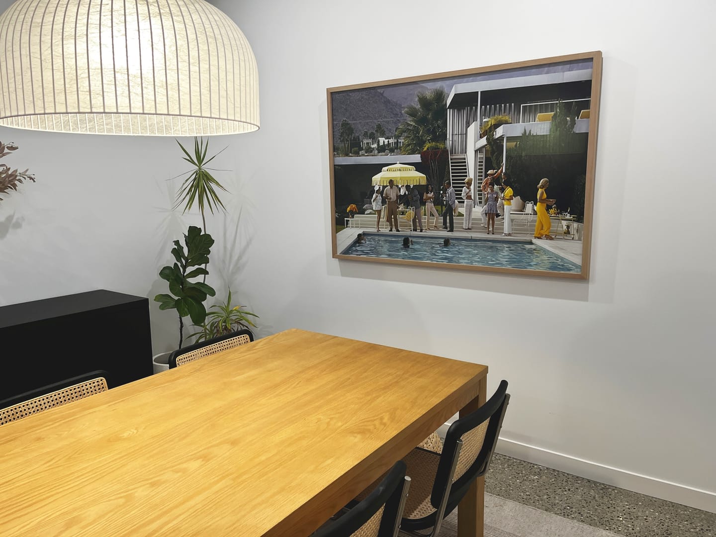 Customer photo review of Poolside Party