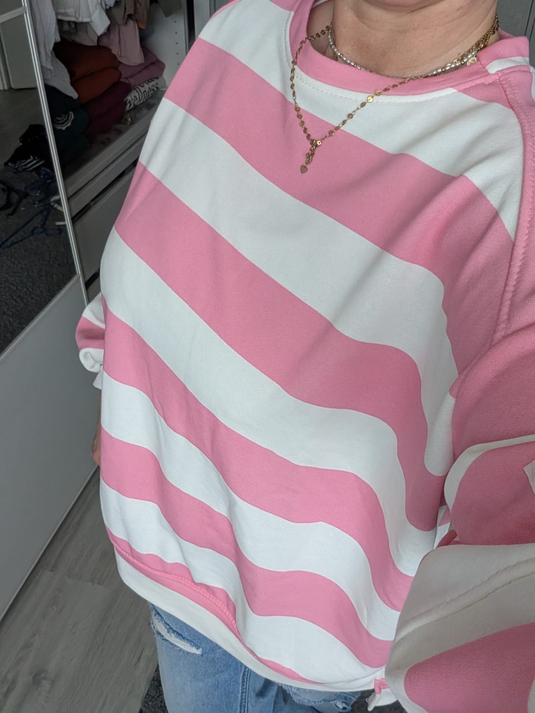 Customer photo review of SWEATER THE ICON PREORDER
